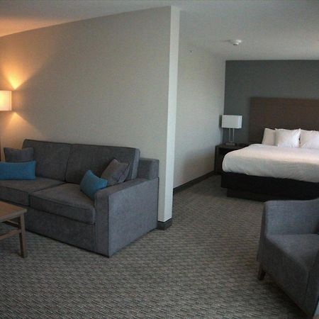 Brookstone Inn & Suites Fort Dodge Exteriér fotografie