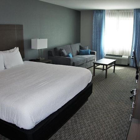 Brookstone Inn & Suites Fort Dodge Exteriér fotografie