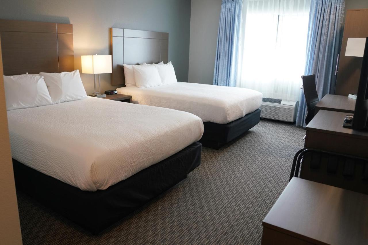 Brookstone Inn & Suites Fort Dodge Exteriér fotografie